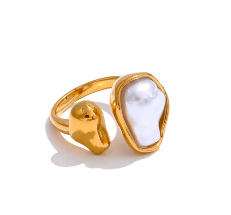 Aurelia Baroque Ring