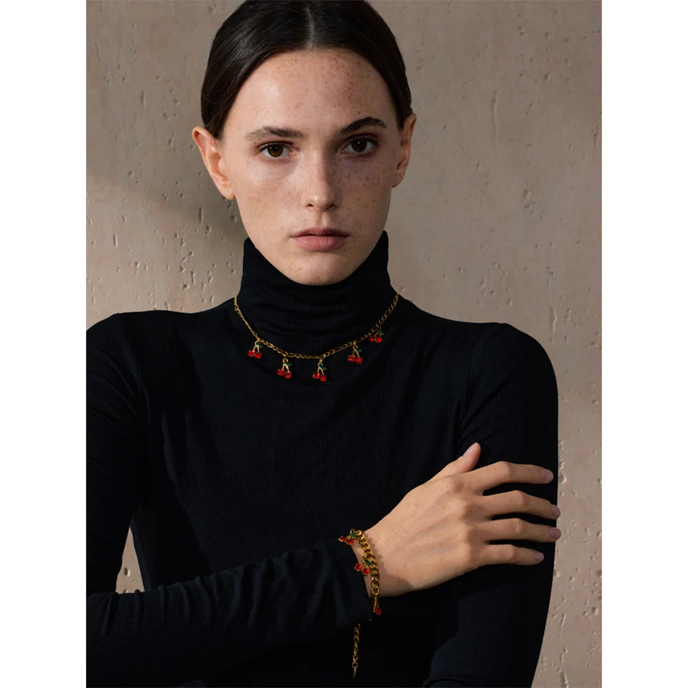 Cherry Glow Chain Set