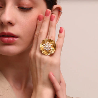 Fiora Bloom Ring