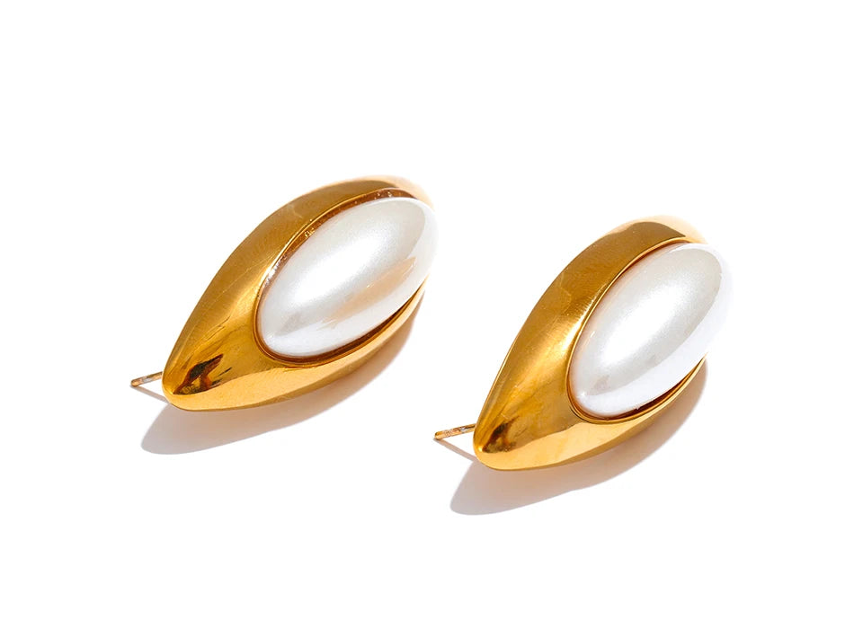 Aurea Pearl Studs