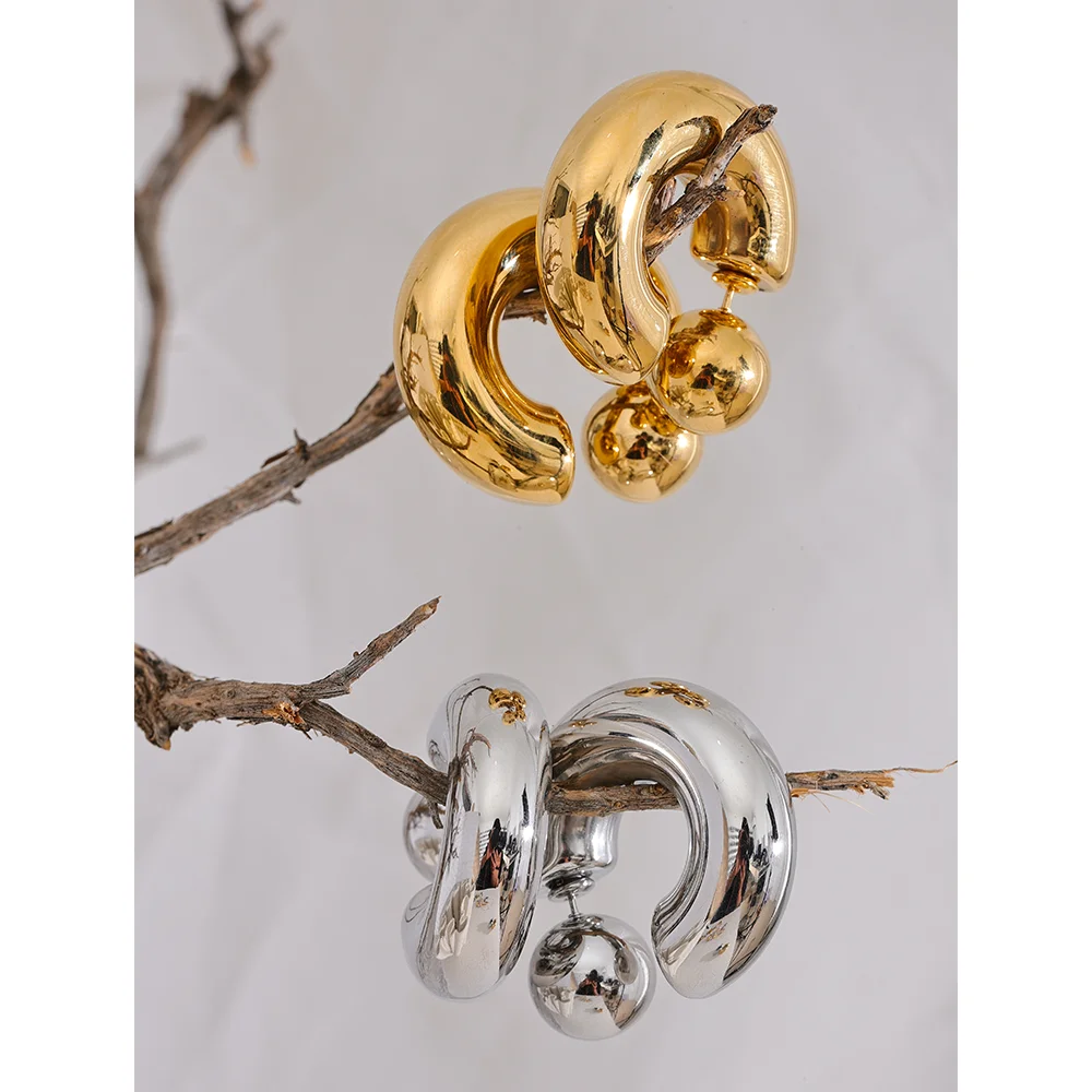 Steeletta C-Shape Round Chunky Earrings