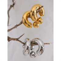 Steeletta C-Shape Round Chunky Earrings