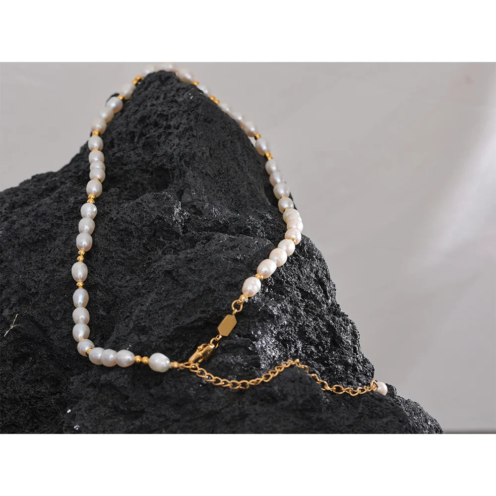 Maris Pearl Necklace