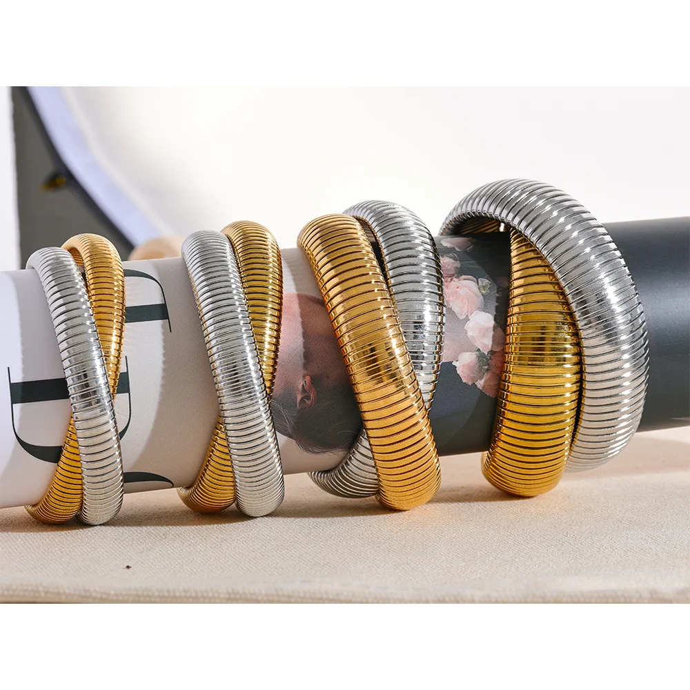 Steeletta Elastic Thick Metal Punk Bracelet – 18K Gold Plated