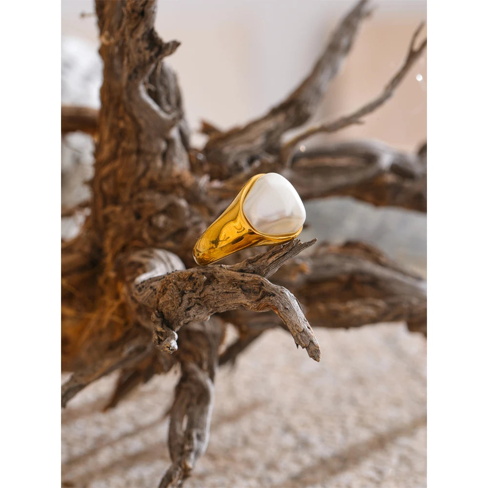 Aurora Baroque Pearl Ring