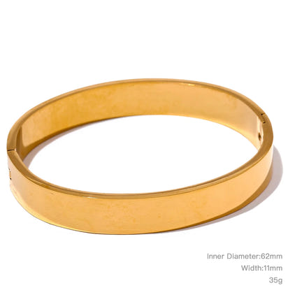 Steeletta Round Wide Textured Bracelet – Gold & Silver Stainless Steel