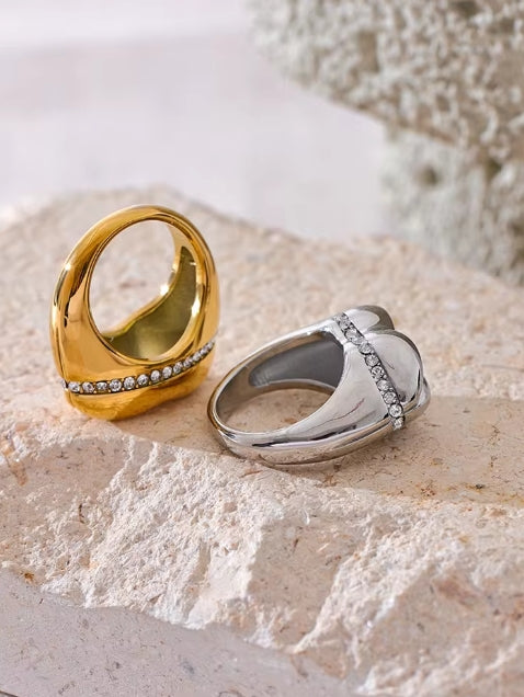 Aurora Ice Wide Band Lip Ring