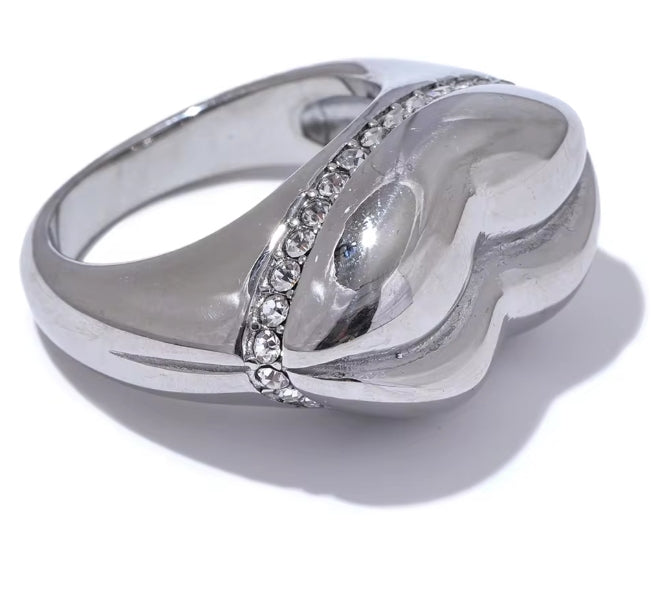Aurora Ice Wide Band Lip Ring