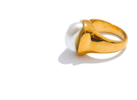 Aurora Baroque Pearl Ring